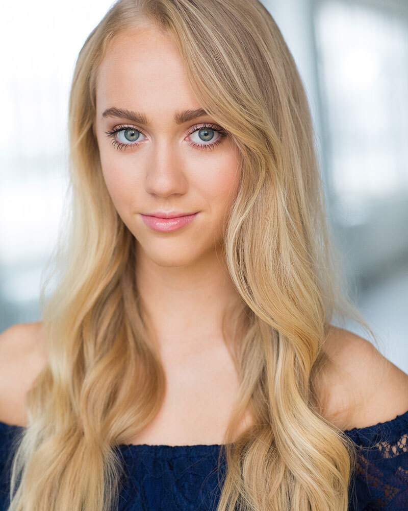 Anna Gassett