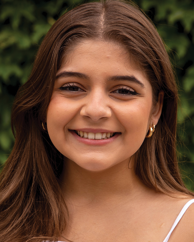 Mia Cabrera-Davila